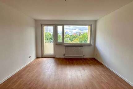 Wohnung zum Mieten in Nürnberg 838 € 61.11 m² 2 zimmer