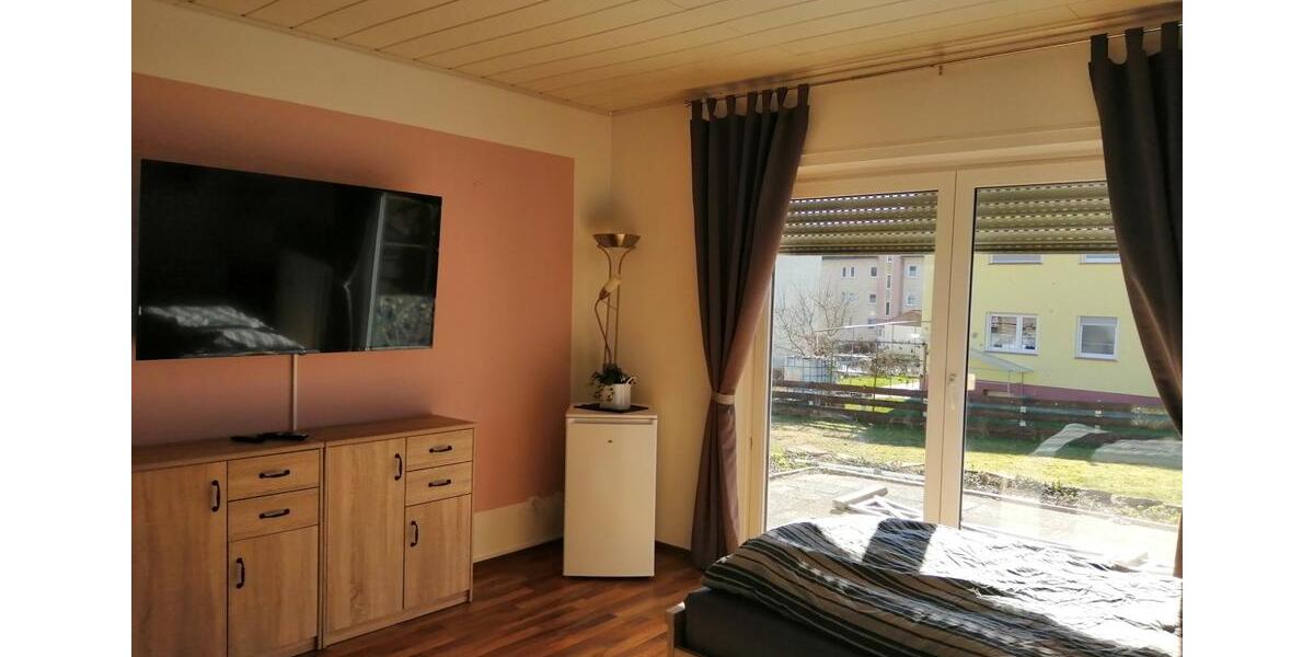 Wohnen auf Zeit Külsheim - 3 Zimmer, 80 m&sup2;, 15&euro; | Angebot:20698613