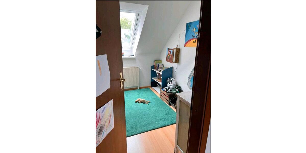 Einfamilienhaus Ihringen - 8 Zimmer, 214 m&sup2;, 1.700&euro; | Angebot:26051481