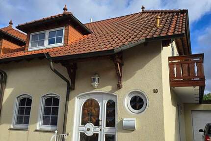 Doppelhaushälfte mit Einbauküche und Garten 5 zimmer