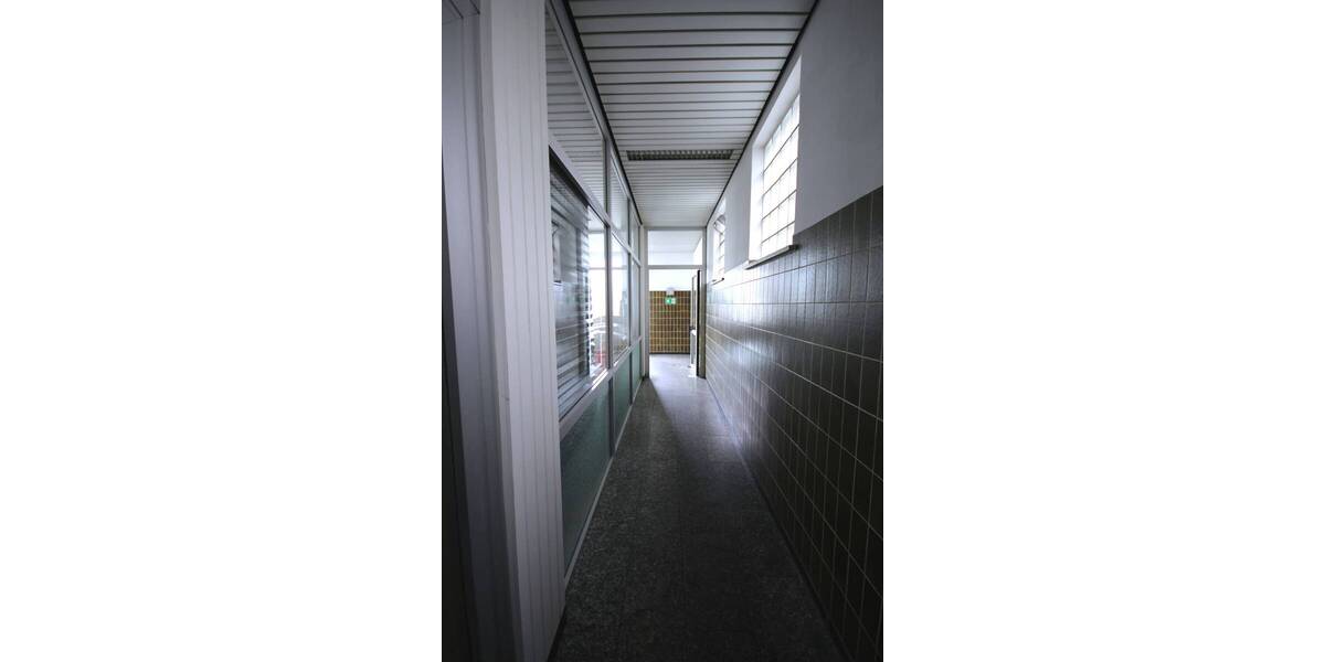 Gewerbeobjekt Landshut Industriegebiet - 2 Zimmer, 286 m&sup2;, 1.500&euro; | Angebot:25745415