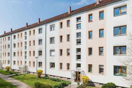 Wohnung Eisenach - 3 Zimmer, 70 m&sup2;, 438&euro; | Angebot:25262036