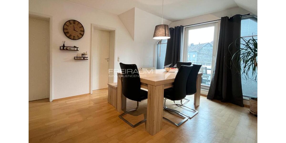 Dachgeschoßwohnung Neunkirchen - 2 Zimmer, 67 m&sup2;, 500&euro; | Angebot:26025227