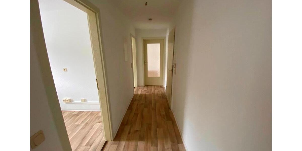 Etagenwohnung Zella-Mehlis Mehlis - 2 Zimmer, 48 m&sup2;, 333&euro; | Angebot:25897790