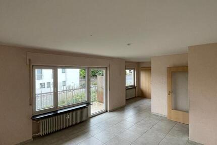 Moderne 3-Zimmer-Wohnung mit Balkon in Ransbach-Baumbach zimmer