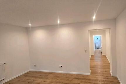 Neu Sarnierte 2 Zimmer Wohnung 50 qm zentral in Backnang 2 zimmer