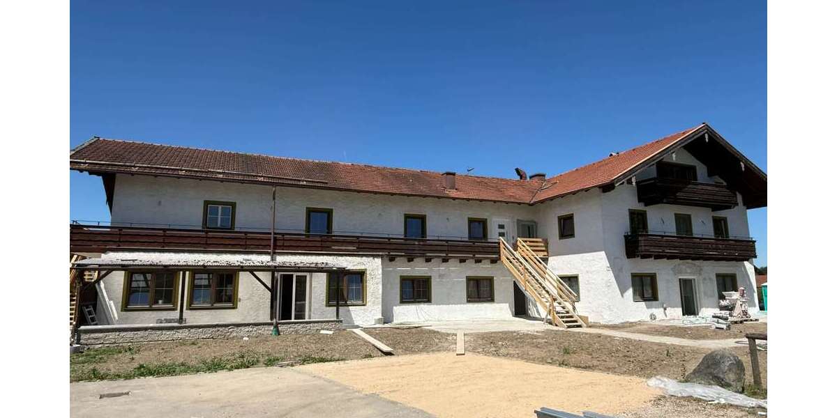 Etagenwohnung Ainring - 2.5 Zimmer, 115 m&sup2;, 920&euro; | Angebot:26827640