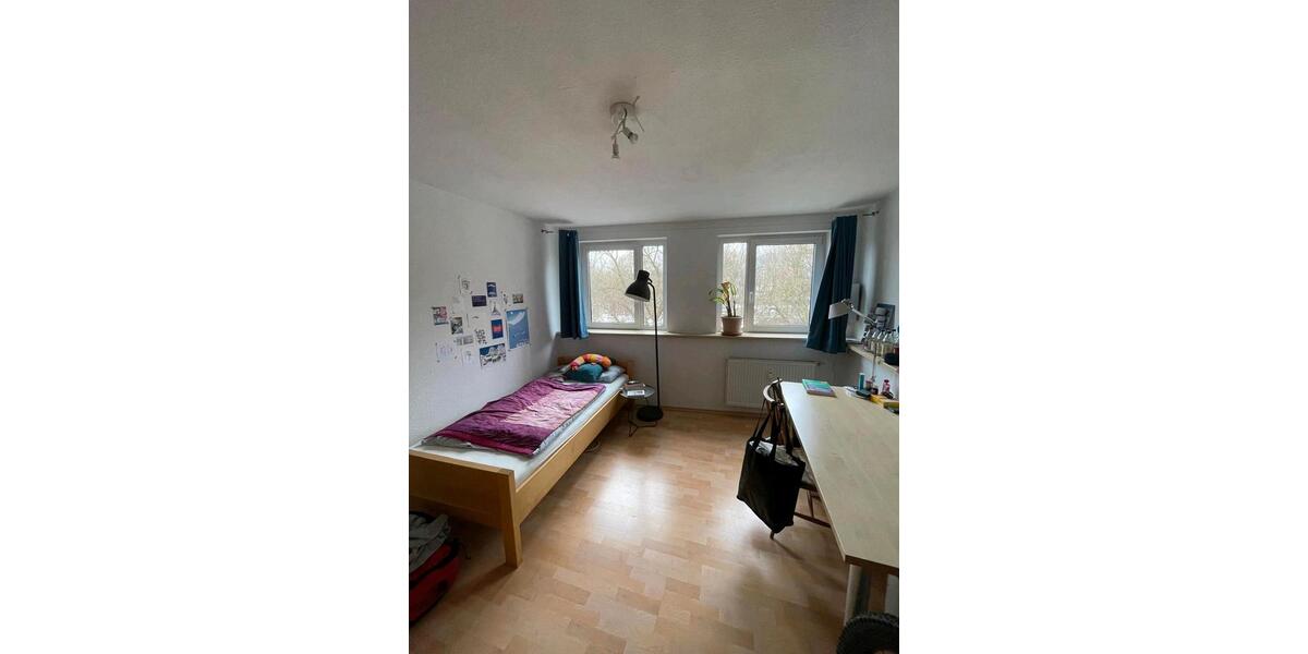 Wohnen auf Zeit Jena Kernberge - 1 Zimmer, 15 m&sup2;, 325&euro; | Angebot:26236357