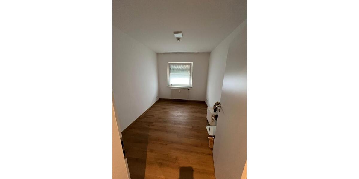 Etagenwohnung Bergrheinfeld - 3 Zimmer, 78 m&sup2;, 760&euro; | Angebot:26577605