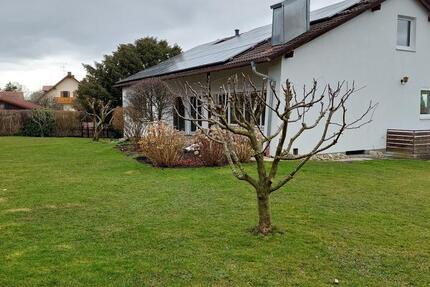 Haus Geltendorf - 6.5 Zimmer, 164 m&sup2;, 2.000&euro; | Angebot:25626123