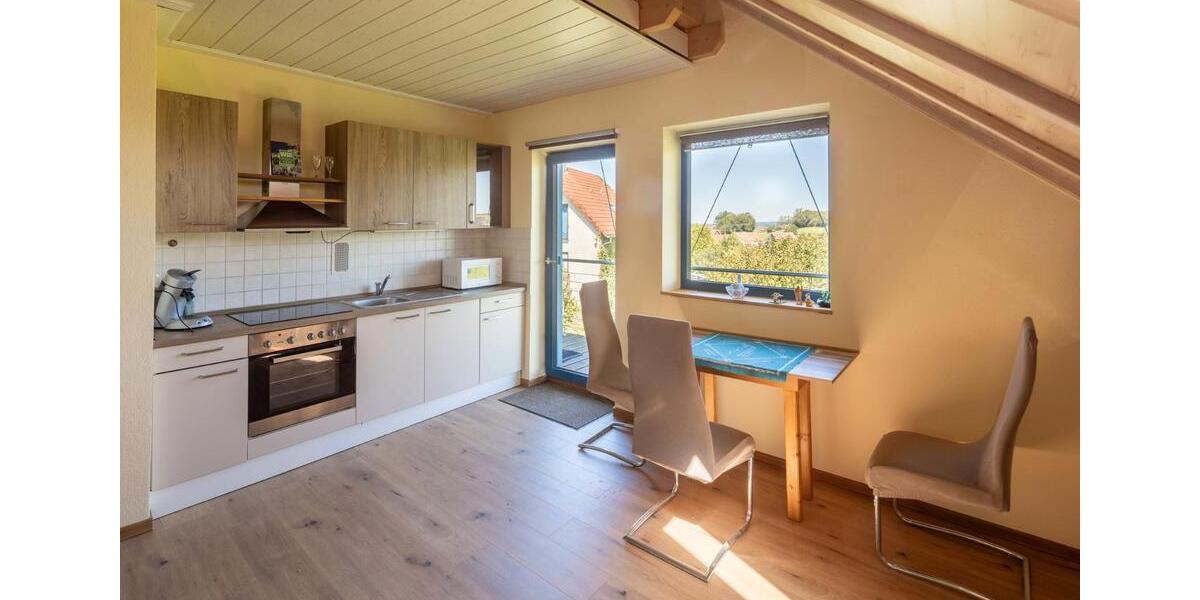 Dachgeschoßwohnung Lachen - 2 Zimmer, 64 m&sup2;, 600&euro; | Angebot:26095789