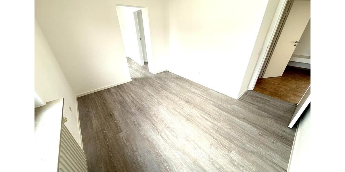 Dachgeschoßwohnung Mühlheim am Main - 4 Zimmer, 108 m&sup2;, 1.080&euro; | Angebot:26480583