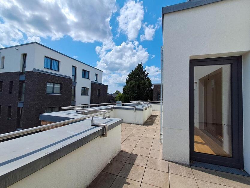 Helle 4-Zimmer-Dachgeschoßwohnung mit besonderem Grundriss