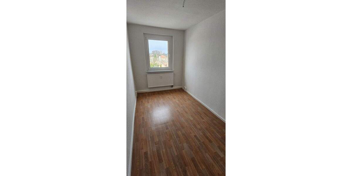 Etagenwohnung Zittau - 3 Zimmer, 57 m&sup2;, 330&euro; | Angebot:24531720