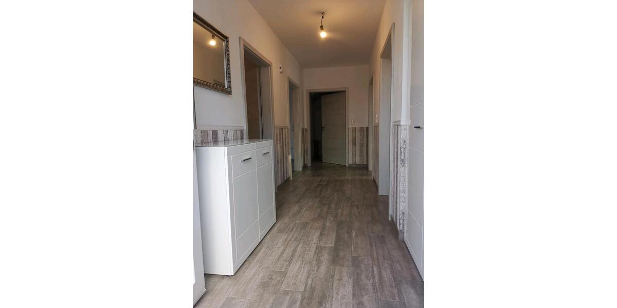 Erdgeschoßwohnung Barßel - 3 Zimmer, 100 m&sup2;, 800&euro; | Angebot:25206452