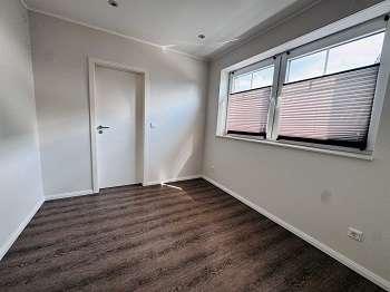 Mehrfamilienhaus, Wohnhaus Rheda-Wiedenbrück Wiedenbrück - 8 Zimmer, 212 m&sup2;, 2.300&euro; | Angebot:26266275