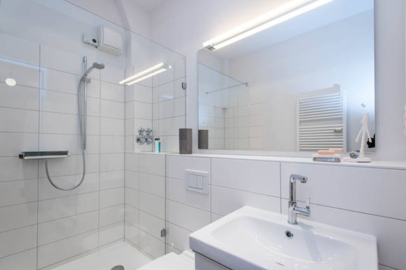 Schönes Zimmer mit eigenem Bad in Jugendstilwohnung am Park zimmer