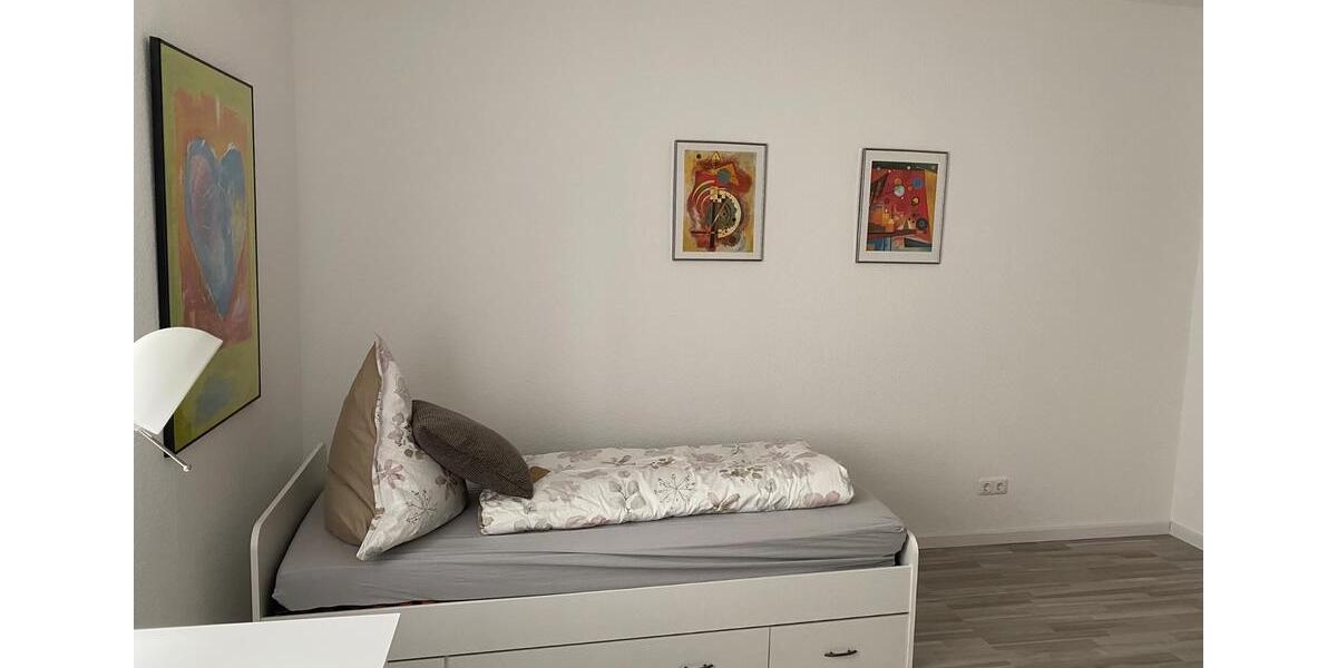 Wohnen auf Zeit Bergkamen - 4 Zimmer, 112 m&sup2;, 25&euro; | Angebot:20030517