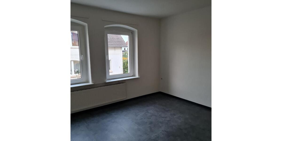 Etagenwohnung Ebersbach-Neugersdorf Neugersdorf - 2 Zimmer, 57 m&sup2;, 300&euro; | Angebot:25808033
