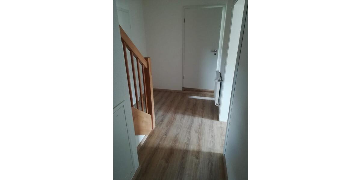 Dachgeschoßwohnung Breitenworbis - 4 Zimmer, 92 m&sup2;, 598&euro; | Angebot:26536282
