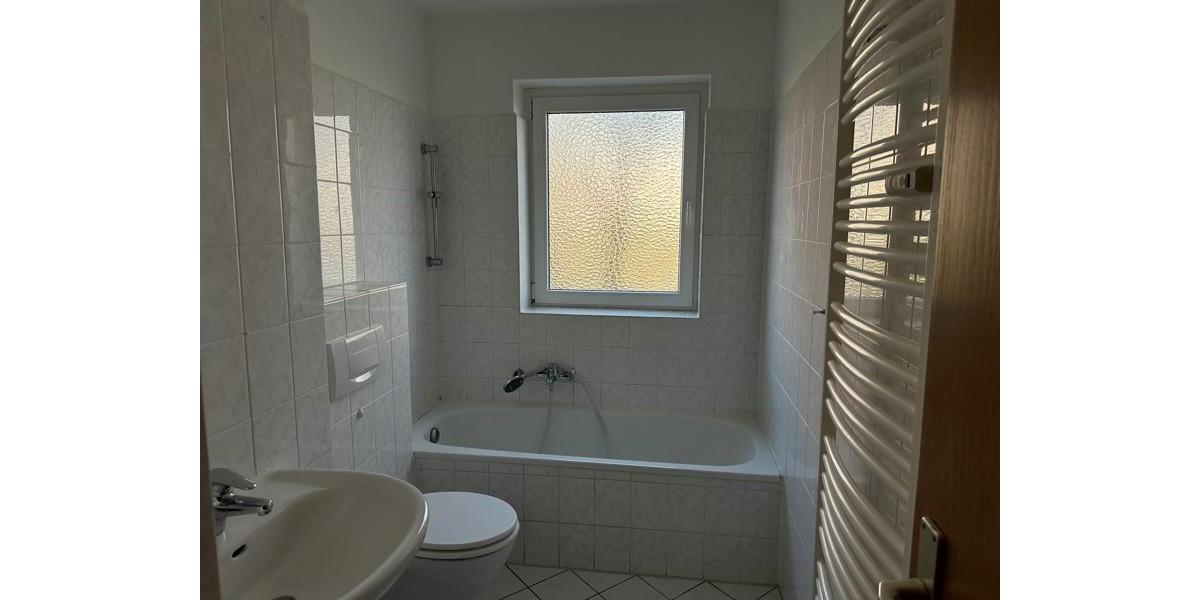 Erdgeschoßwohnung Delmenhorst - 3 Zimmer, 61 m&sup2;, 549&euro; | Angebot:24378570