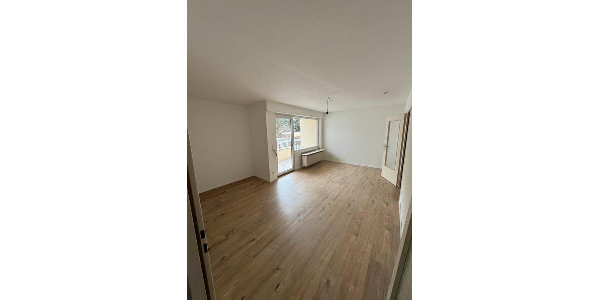Erdgeschoßwohnung Albstadt Gemarkung Onstmettingen - 3 Zimmer, 75 m&sup2;, 750&euro; | Angebot:25967880