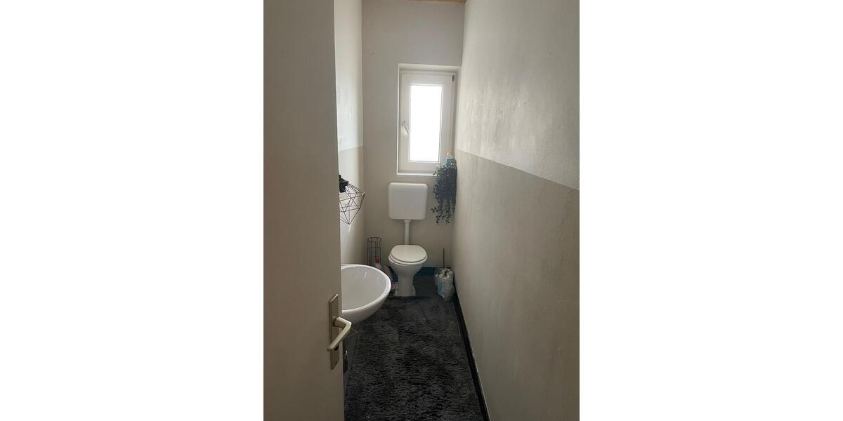 Wohnen auf Zeit Bochum - 5 Zimmer, 155 m&sup2;, 460&euro; | Angebot:26496794