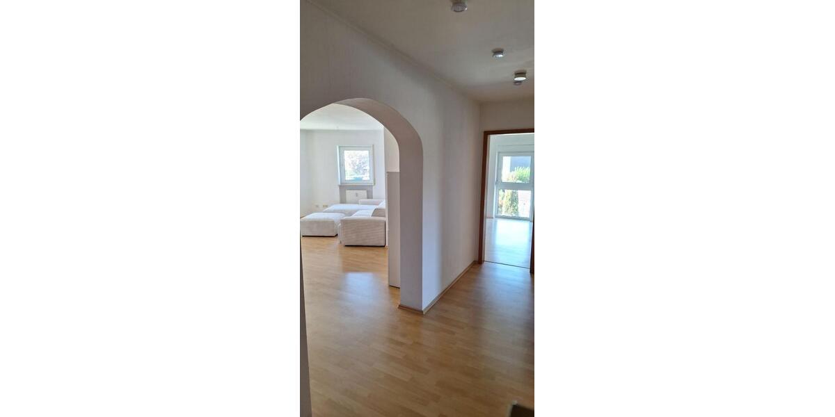 Voll ausgestattete 3 Zi.Whg. (auch Kurzzeitvermietung mögl.)-privat - Etagenwohnung Langenselbold | Angebot:27253720