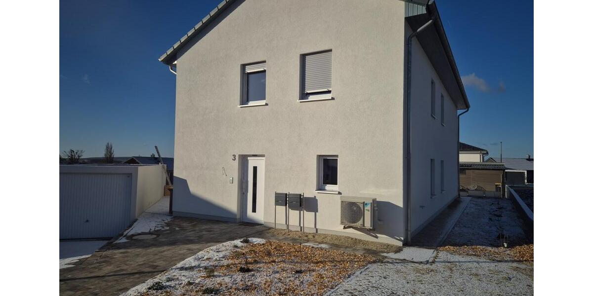 Moderne, helle ruhige 4 Zimmer Wohnung im Neubaugebiet Königsberg 4 zimmer