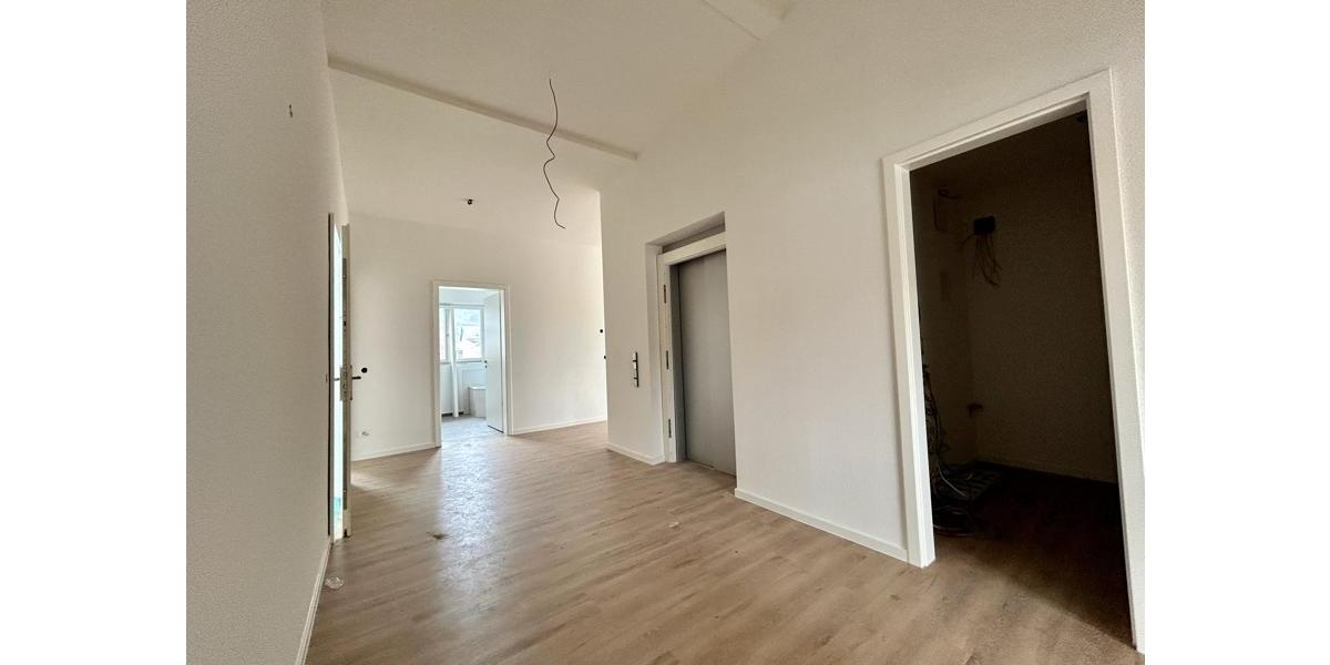 Einfamilienhaus Wehr - 4 Zimmer, 150 m&sup2;, 1.900&euro; | Angebot:26646511