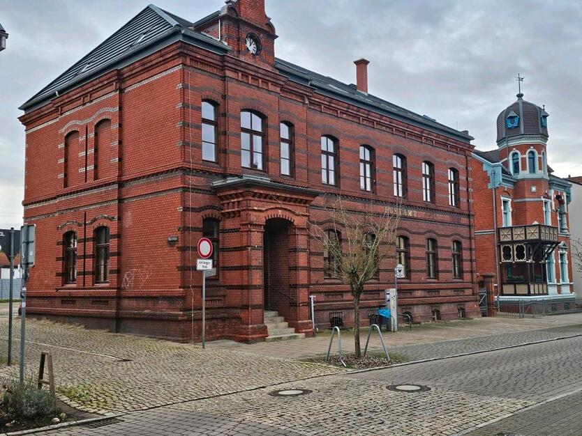 Dachgeschoßwohnung im kernsanierten Denkmal