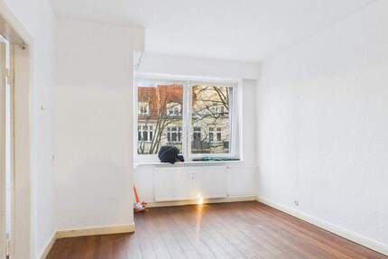 Großzügige, helle 3 Zimmerwohnung mit Balkon in zentraler Lage Nähe Hbf. 3 zimmer