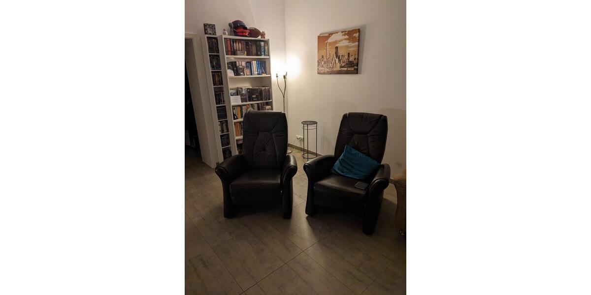 Etagenwohnung Hattingen - 5 Zimmer, 125 m&sup2;, 1.200&euro; | Angebot:24344944