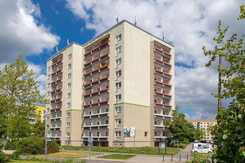 Wohnung zum Mieten in Leipzig 244,22 € 31.31 m²