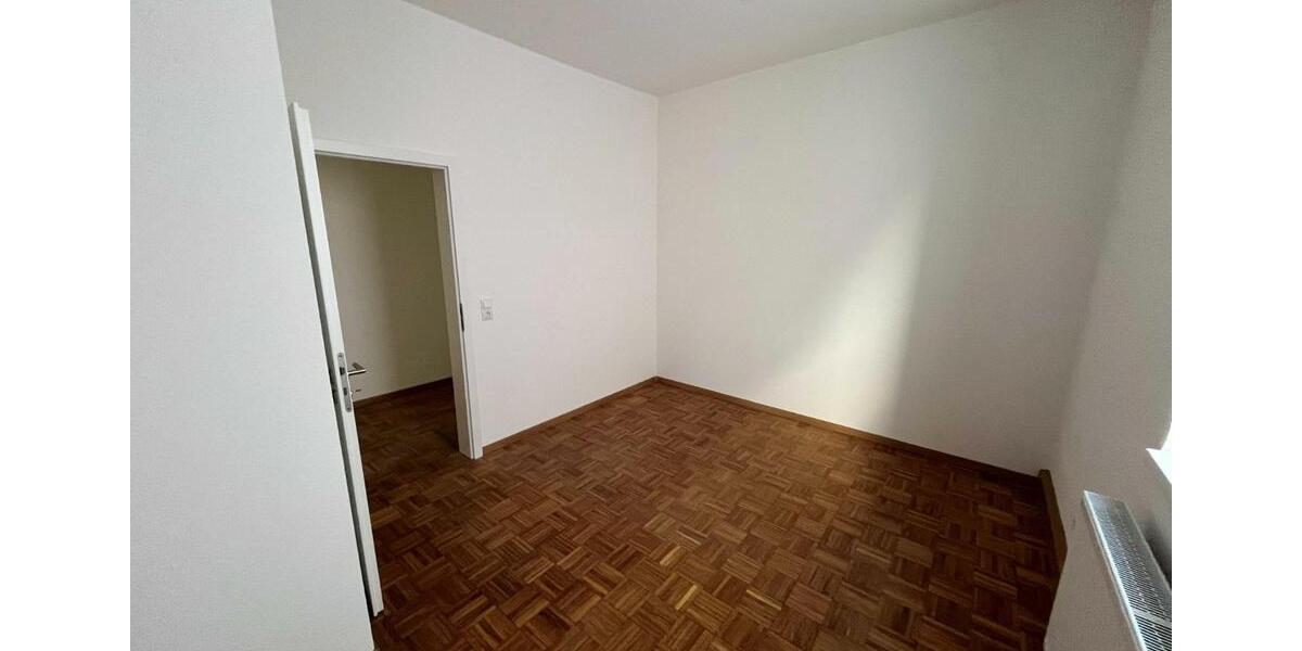 Etagenwohnung Schönberg - 3.5 Zimmer, 124 m&sup2;, 790&euro; | Angebot:26422247