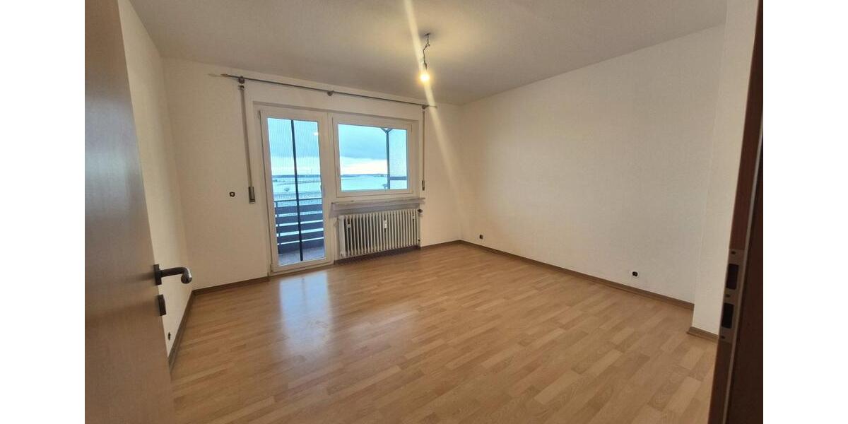 Etagenwohnung Böhmenkirch - 4 Zimmer, 102 m&sup2;, 1.050&euro; | Angebot:24354943