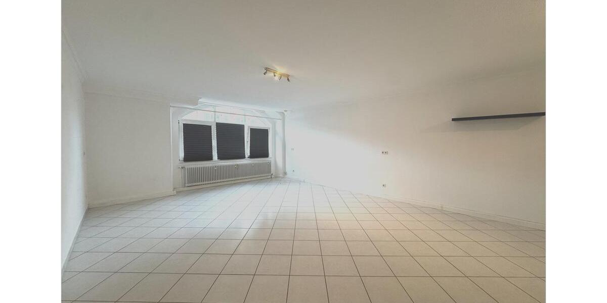 Etagenwohnung Landstuhl - 2 Zimmer, 98 m&sup2;, 1.050&euro; | Angebot:25780405