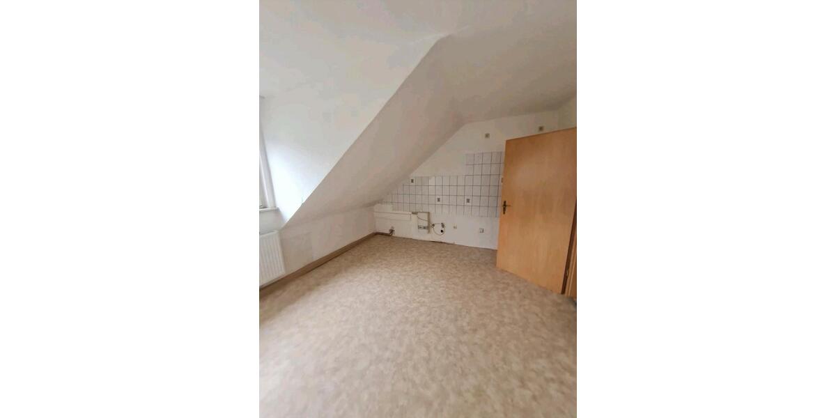 Dachgeschoßwohnung Niederfischbach - 3 Zimmer, 84 m&sup2;, 800&euro; | Angebot:24639748