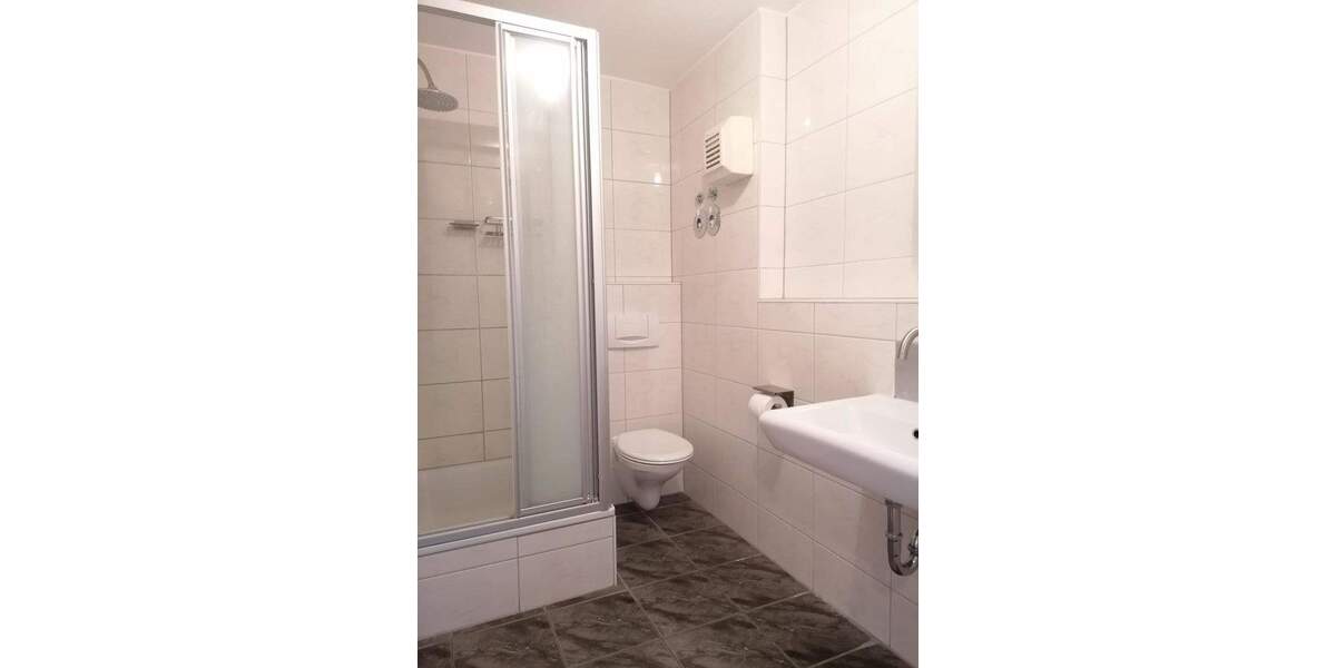 Etagenwohnung Tuttlingen - 2 Zimmer, 50 m&sup2;, 650&euro; | Angebot:23813114