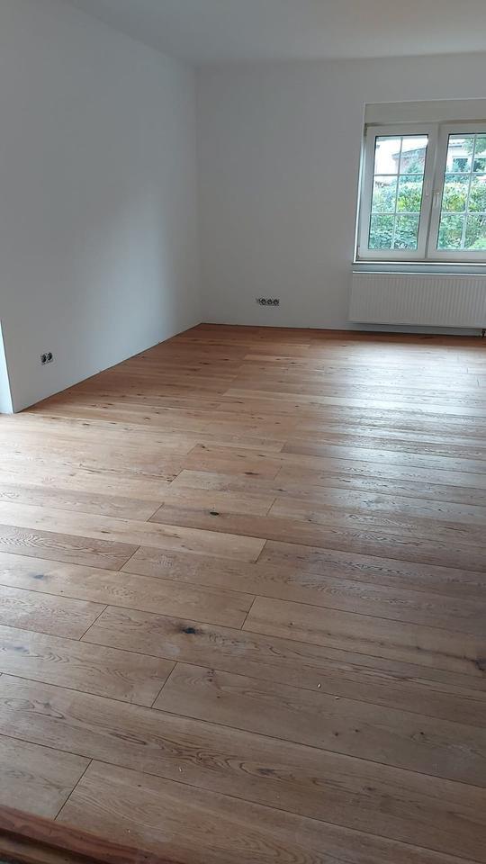 Geräumige ZweiraumWohnung im EG mit großem Garten und Stellplatz