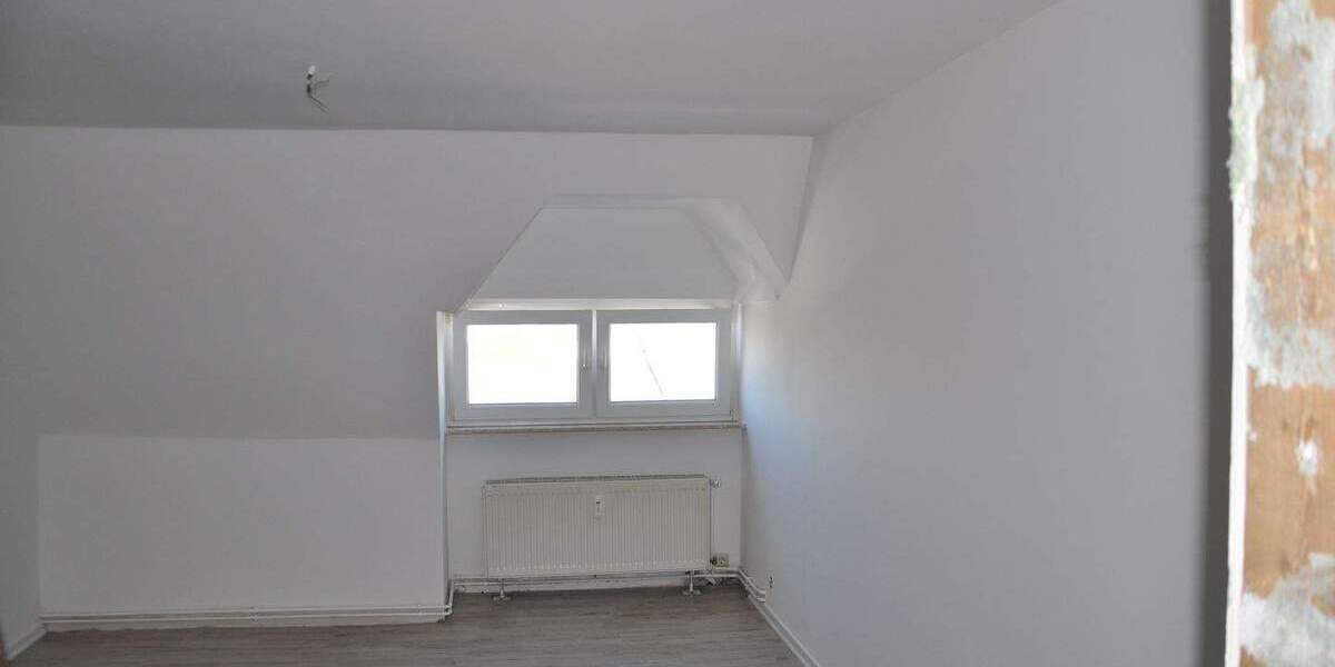 Etagenwohnung Stralsund Franken - 4 Zimmer, 94 m&sup2;, 850&euro; | Angebot:25863423