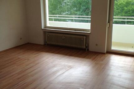 Bayreuth - Meyernberg: 1-Zi.-App., ca. 37 m² mit Balkon & Stellplatz 1 zimmer