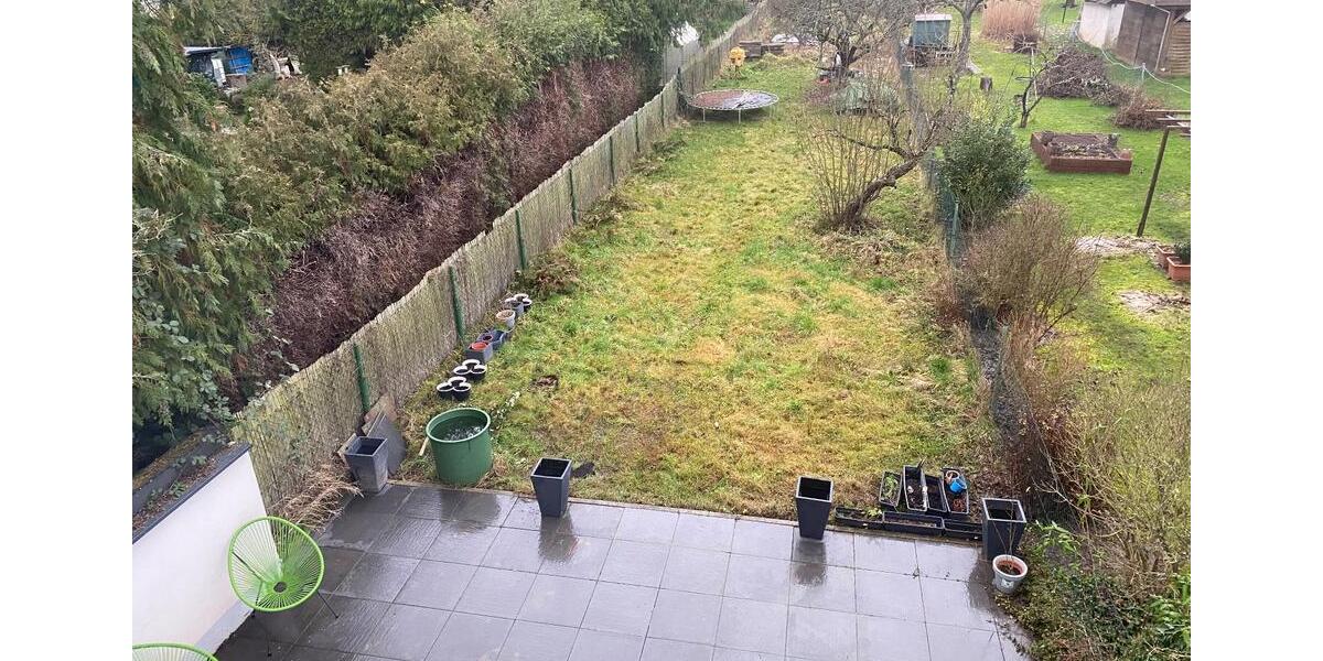 Reihenhaus Schwalbach - 5 Zimmer, 150 m&sup2;, 1.300&euro; | Angebot:24715240