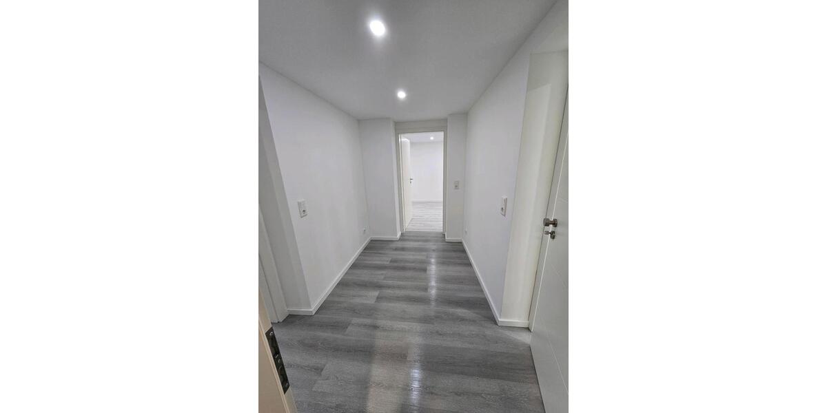 Etagenwohnung Grebenstein - 2 Zimmer, 60 m&sup2;, 600&euro; | Angebot:26041991