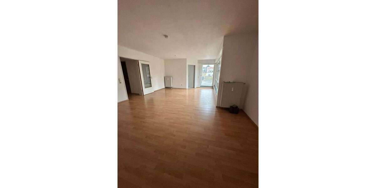 Etagenwohnung Würselen - 3 Zimmer, 95 m&sup2;, 840&euro; | Angebot:25637601