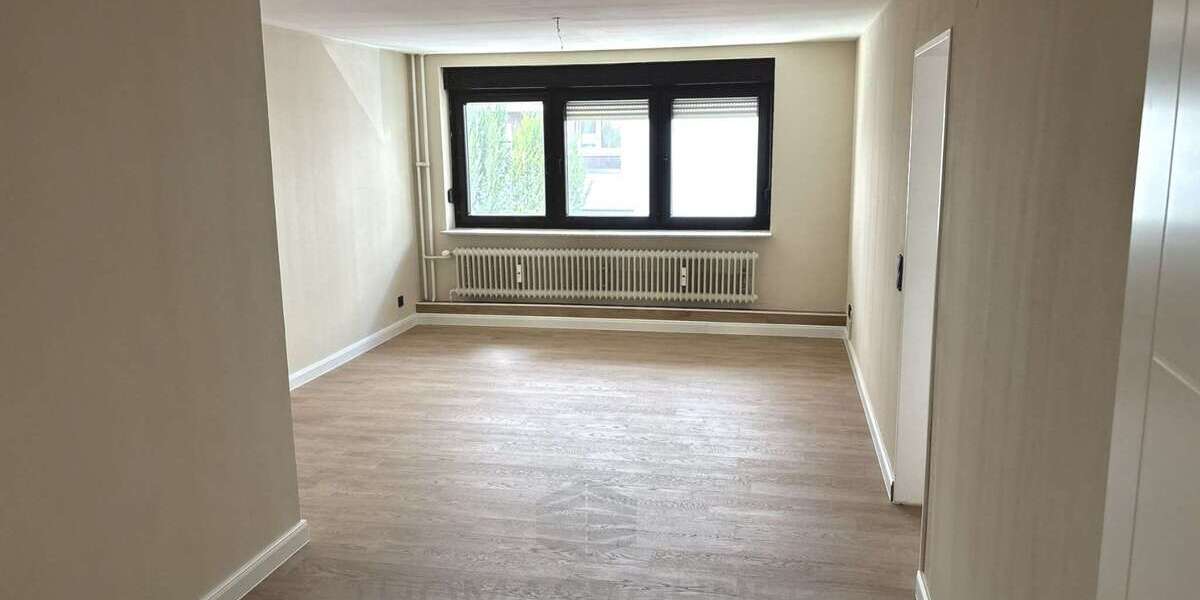 Etagenwohnung Pforzheim Nordstadt - 3 Zimmer, 75 m&sup2;, 795&euro; | Angebot:26994028