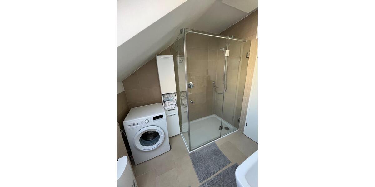 Wohnen auf Zeit Düsseldorf Pempelfort - 2.5 Zimmer, 67 m&sup2;, 1.250&euro; | Angebot:26517761