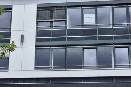 PROVISIONSFREI tolle Büros Glaswände, Groß Borstel Alsterdorf Nh. Flughafen Hamburg- TG Stellplätze