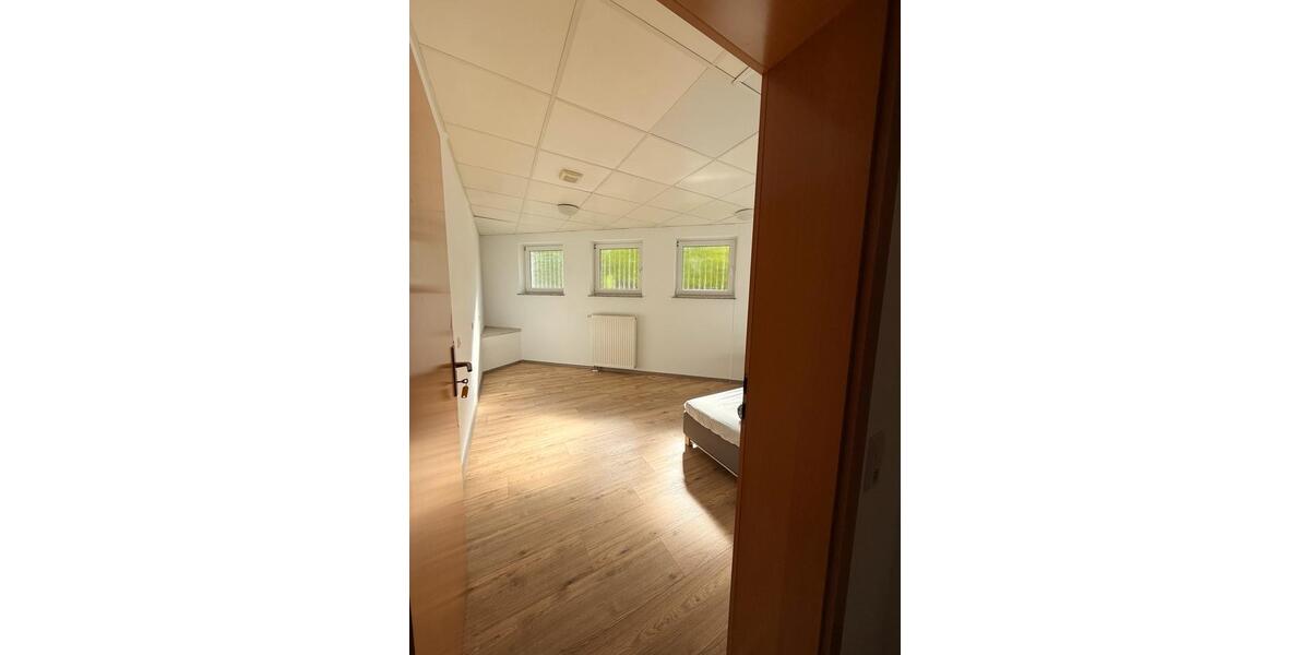 Wohnen auf Zeit Meckenbeuren - 1 Zimmer, 18 m&sup2;, 550&euro; | Angebot:26581456
