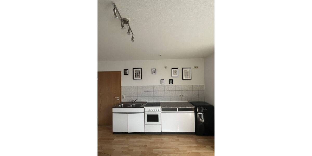 Etagenwohnung Hohenstein-Ernstthal Ernstthal - 2 Zimmer, 32 m&sup2;, 270&euro; | Angebot:26585127